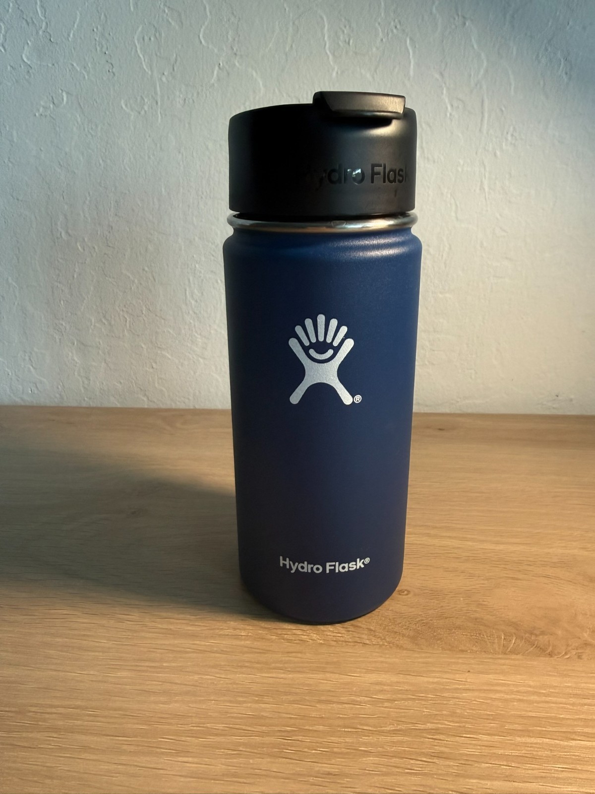 Hydro Flask Stainless Steel Wide Mouth 16 Oz Blue and Purple Lot Of 2