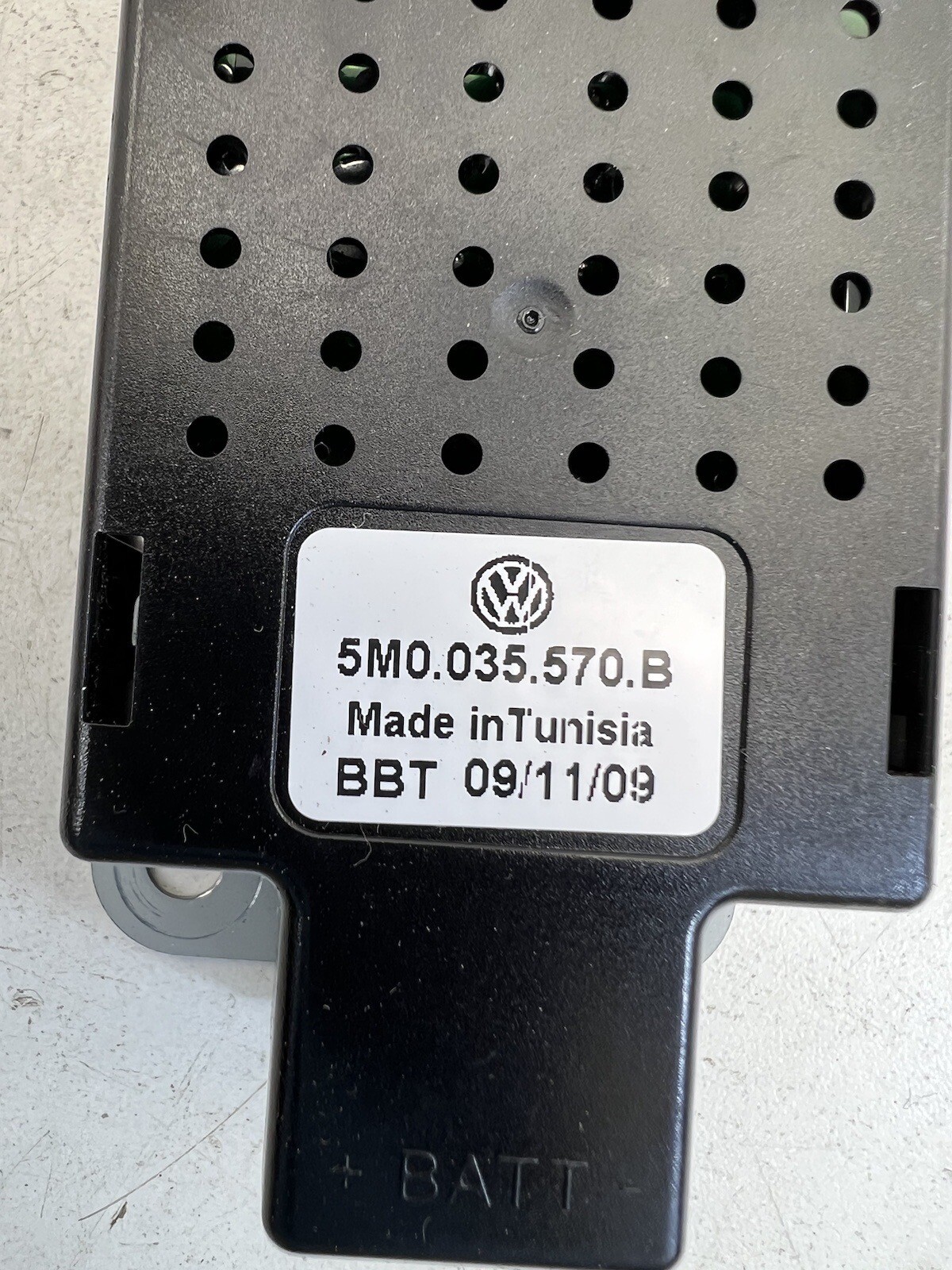 2010-2014 Volkswagen Golf Supression Module OEM.