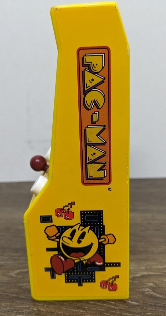 Pac-man Handheld Electronic Mini Arcade Game Basic Fun #09521 Bandai - Tested