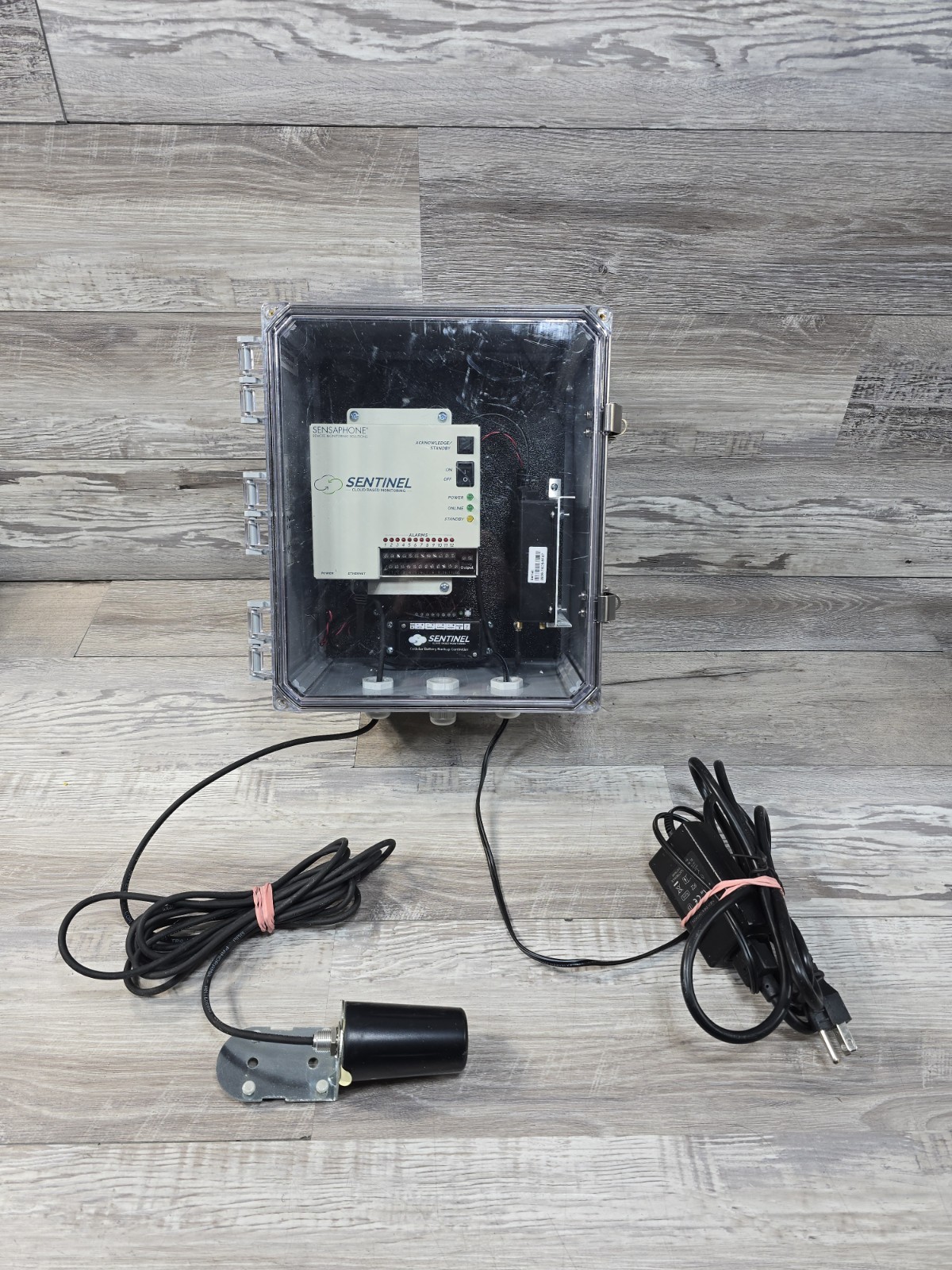 Sensaphone Sentinel With Cellular Modem Battery Antenna Plug SCD-1200-4GATCD