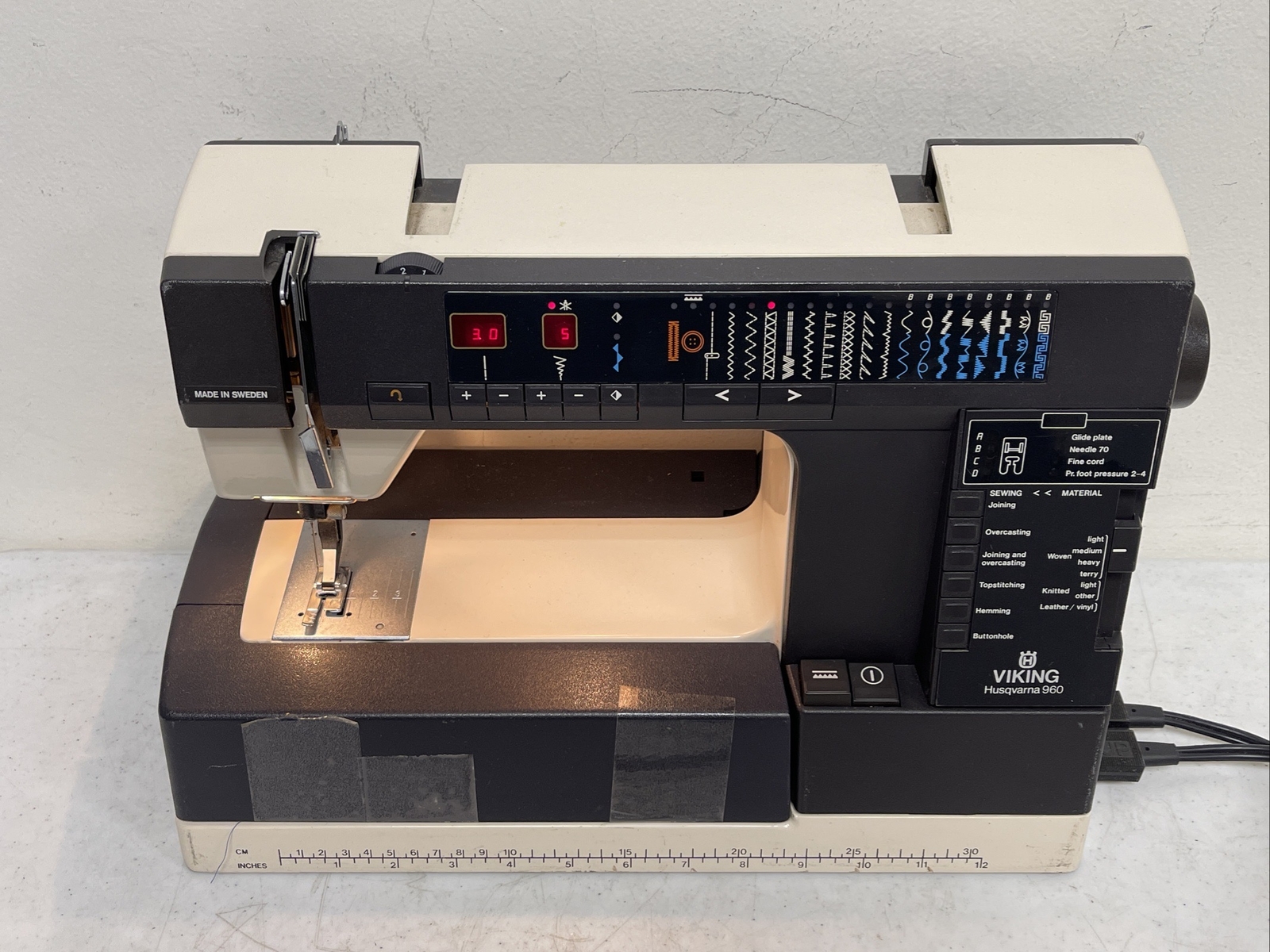 Vintage Husqvarna Viking 960 Computerized Embroidery Machine Sewing Machine