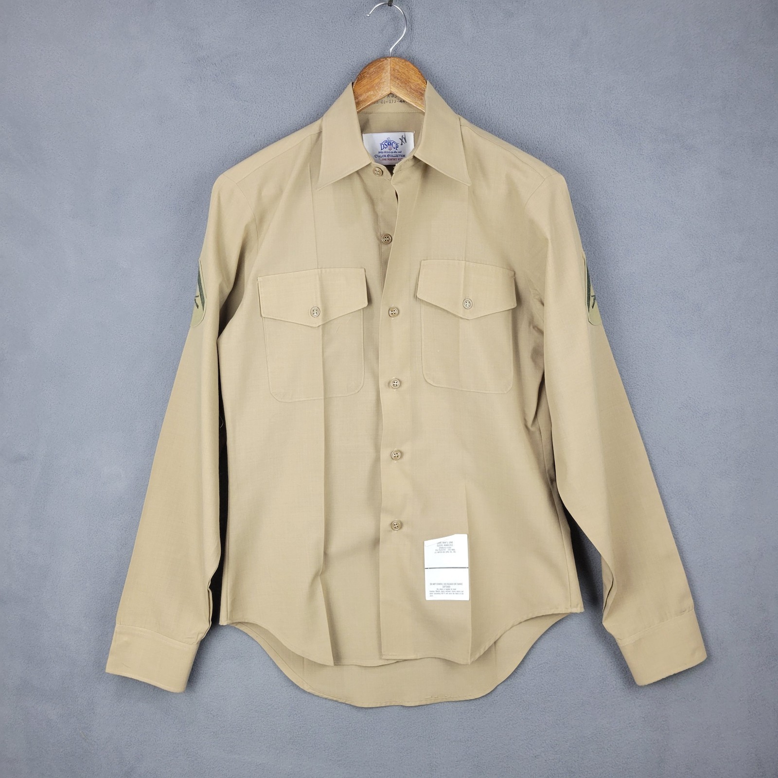 DSCP United States Marine Corps Uniform Shirt Mens 15x35 Khaki Embroidered Logo