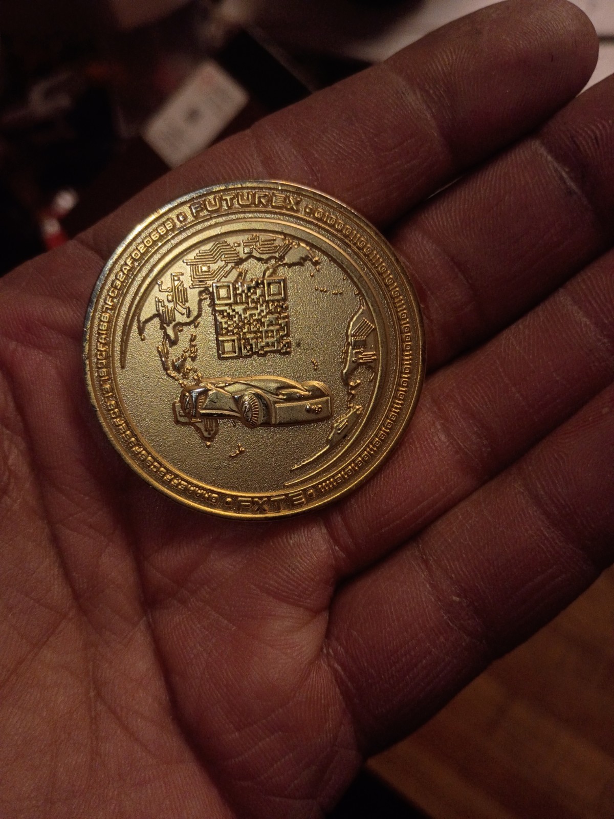 FUTUREX Crypto-Collectible Coin with QR Code, Car Design, Gold-Tone, ID 2729