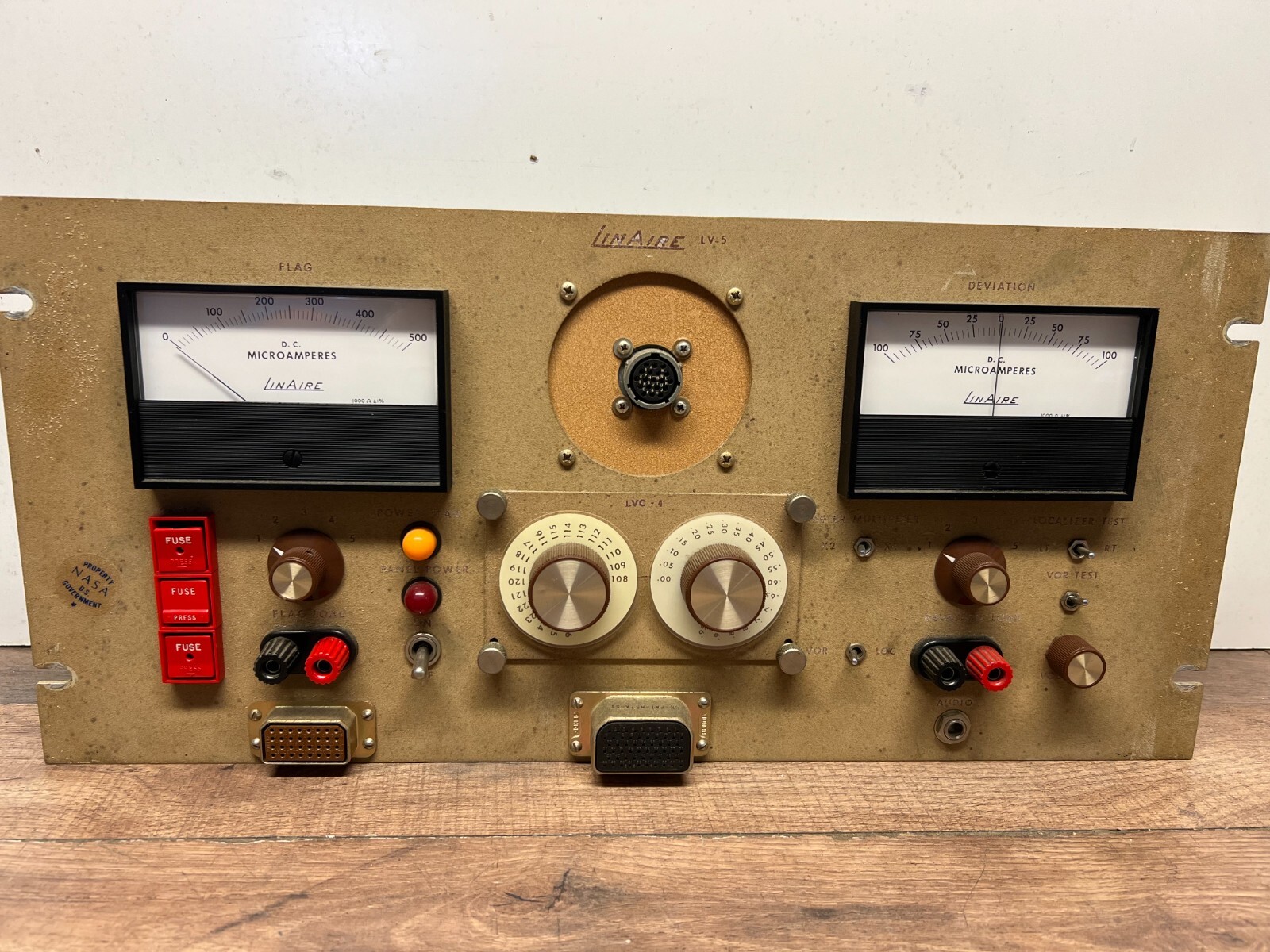 Linaire LV-5 Test Panel