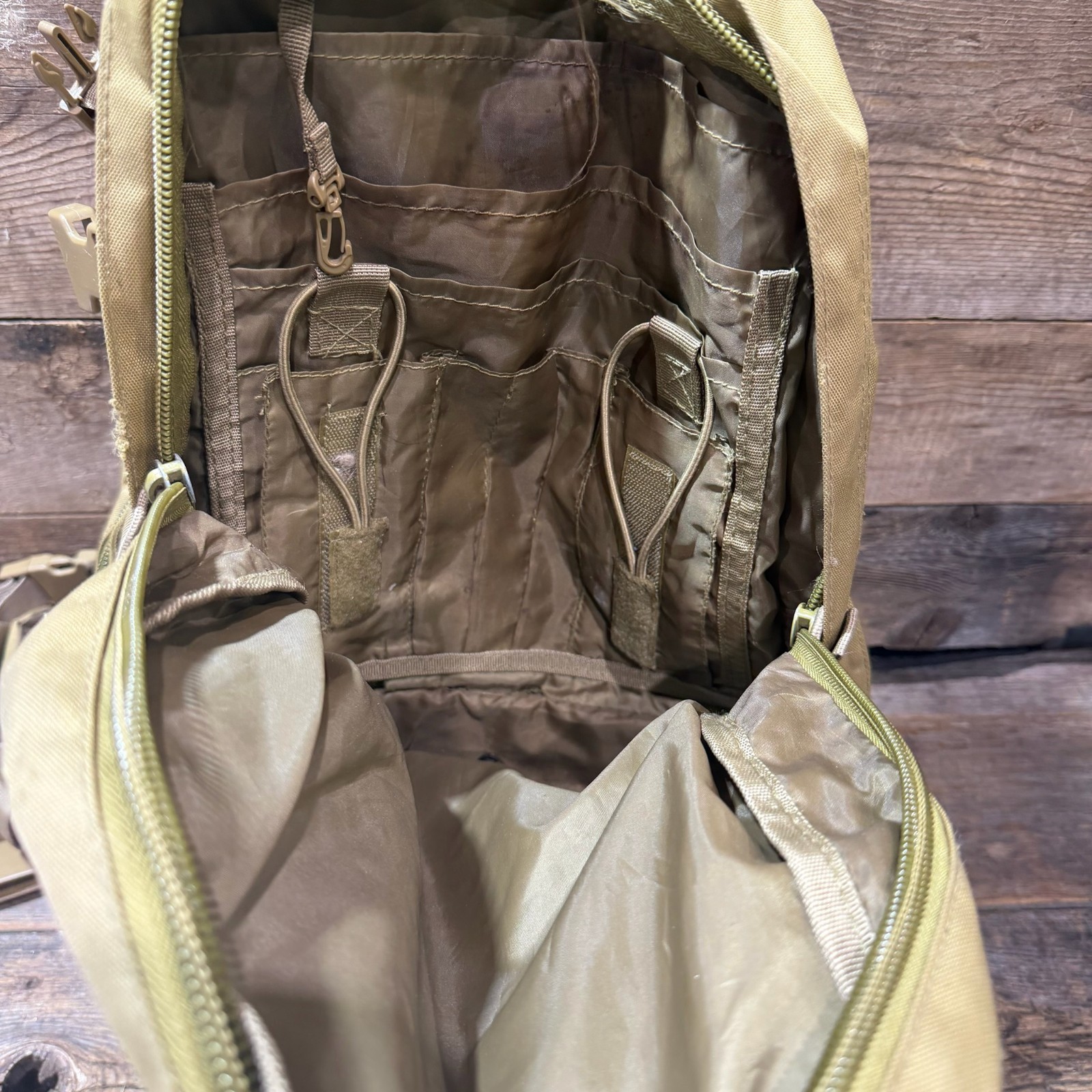 Military Tactical Backpack, Day Pack, Hiking Bag, 20.5"