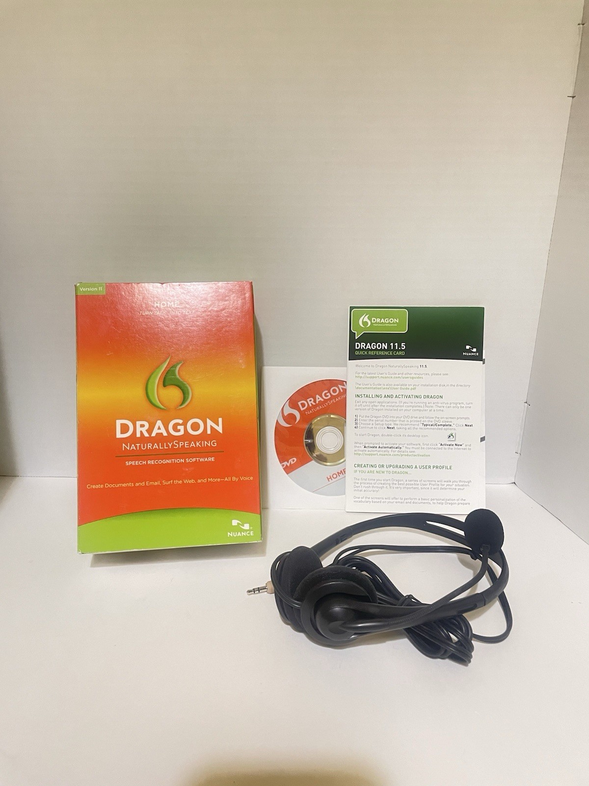 Dragon NaturallySpeaking Home 11.5 Speech Recognition Software w/ Headset