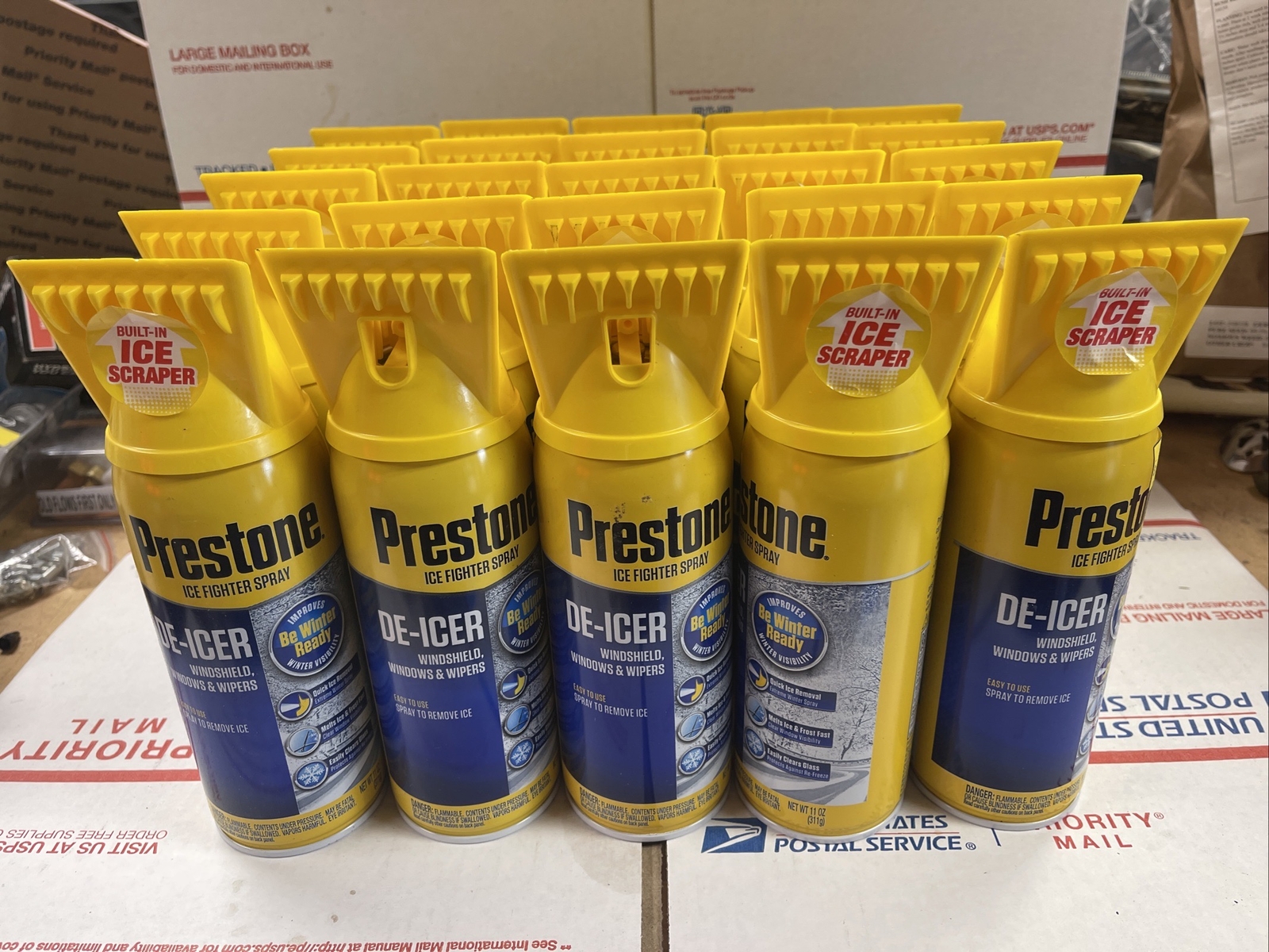 Prestone Windshield De-Icer Aerosol Scraper Top 11 Oz Each (25 PACK)