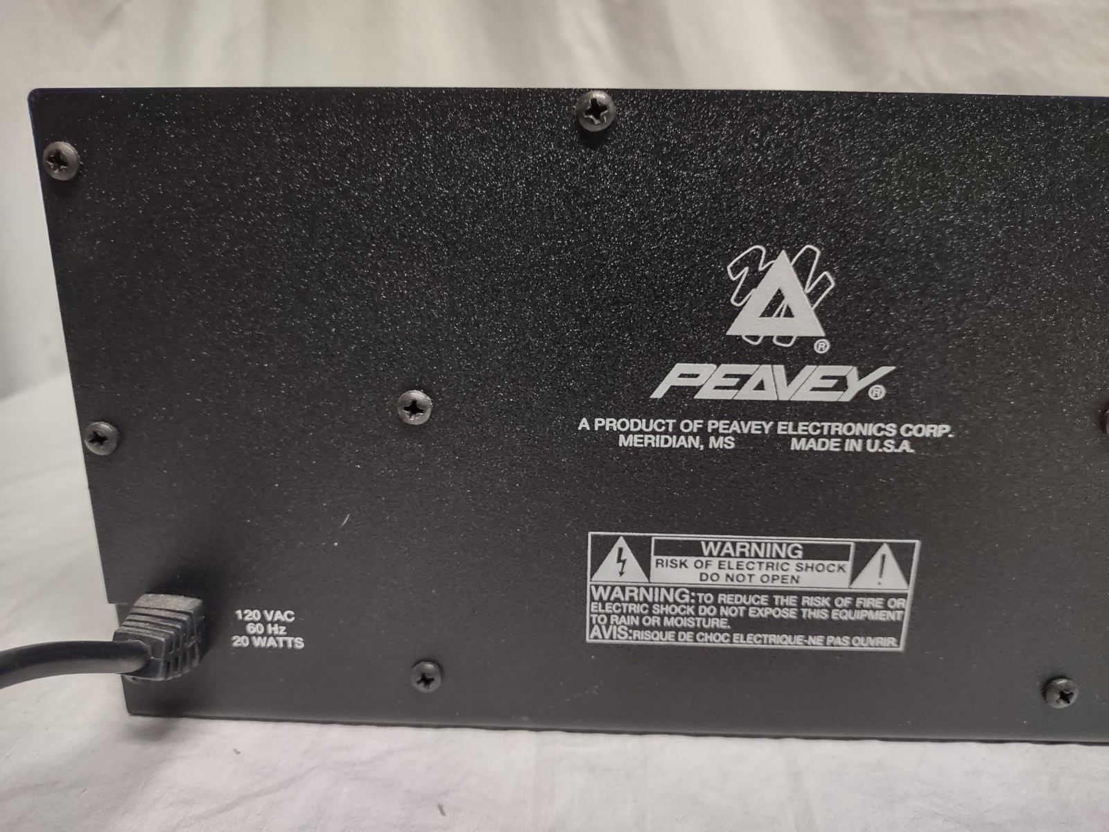 PEAVEY Q231F Rack-Mount Dual 31-Band Graphic Equalizer