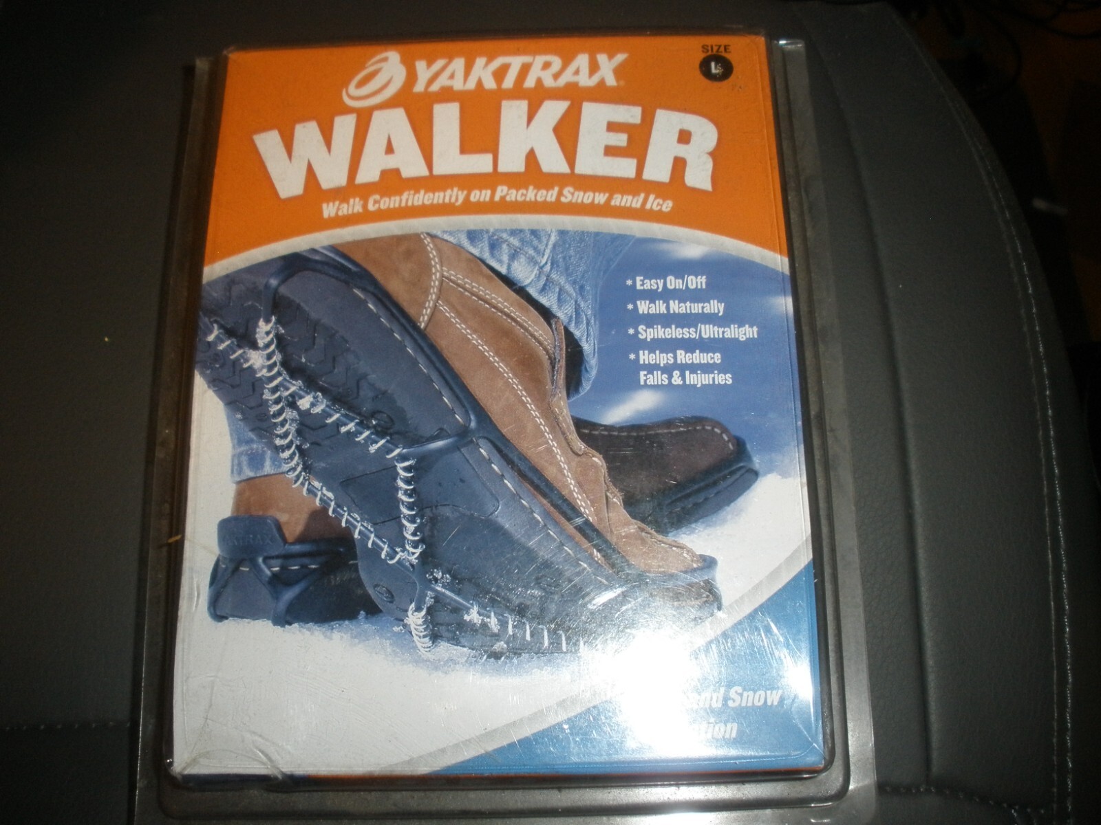 NEW Yaktrax Walker for Snow & Ice Traction Adult Large (SU121)