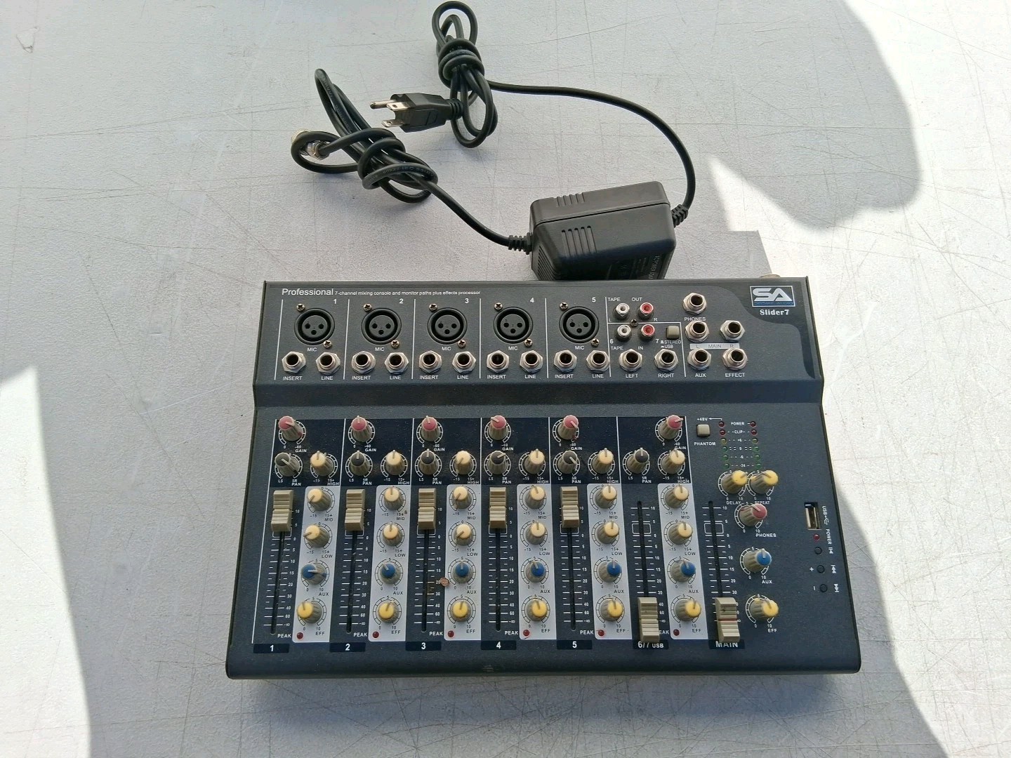 Seismic Audio SA Slider 7 Professional  Mixing Console