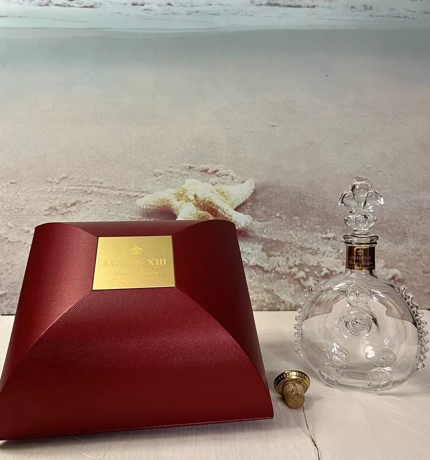 Louis XIII Cognac Baccarat Crystal Decanter, Casket Authentic Mint Condition