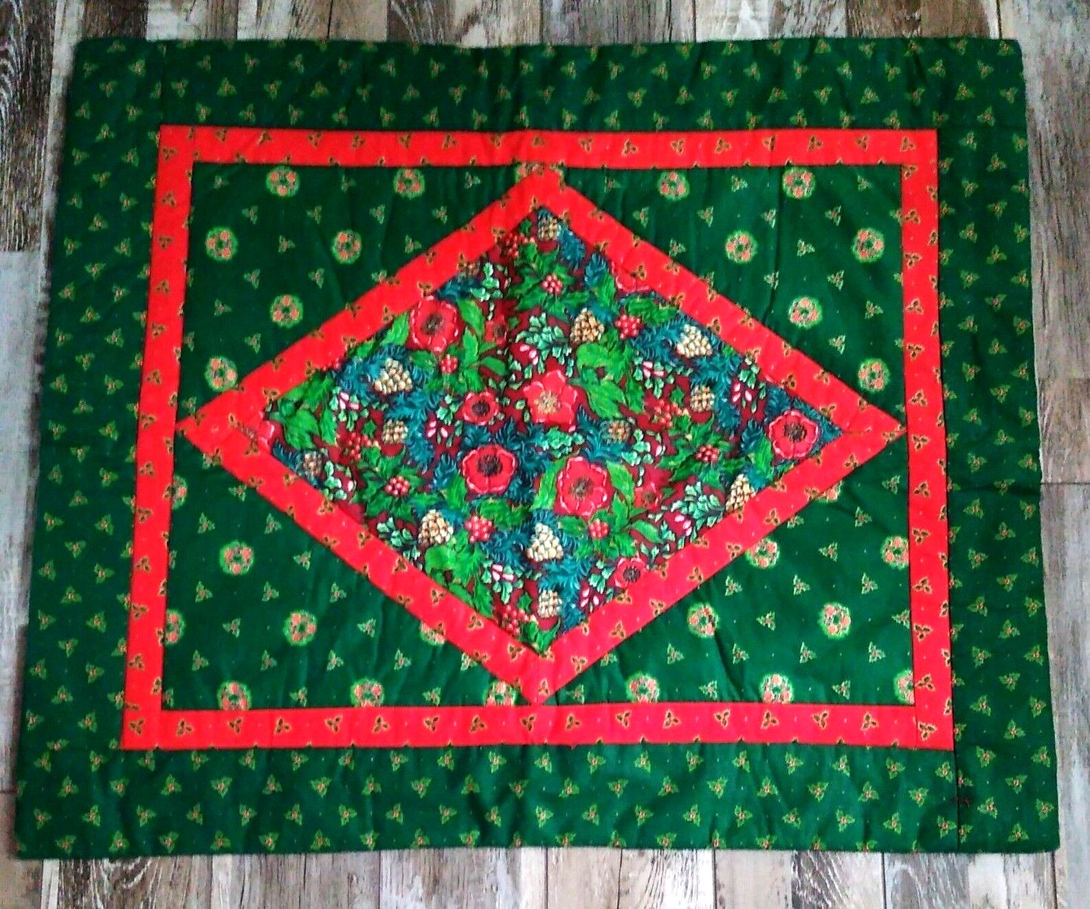 Christmas Pillow Sham Quilted Floral Farmhouse Country Cottage Standard 26 x 31