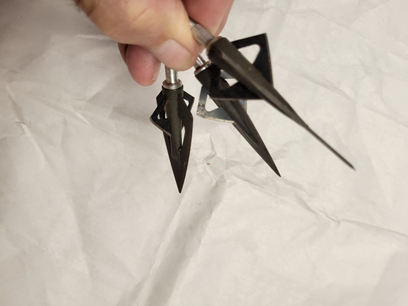 Vintage FRED BEAR Razorheads Broadheads (3) Used condition