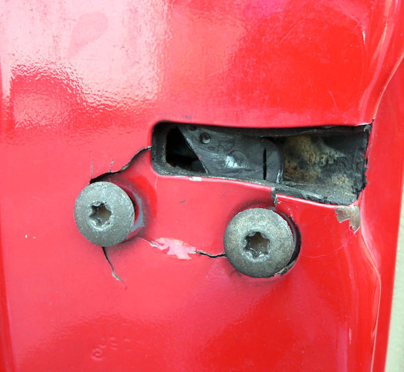 Jeep Cherokee (XJ) 97-01 door latch repair & reinforcement plate pair; L & R