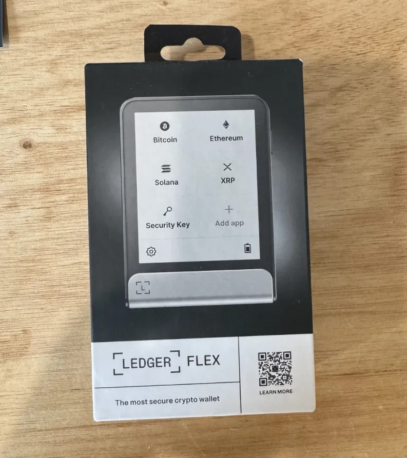 Ledger Flex Crypto Touchscreen Signer securely Manage All Your Digital Asset