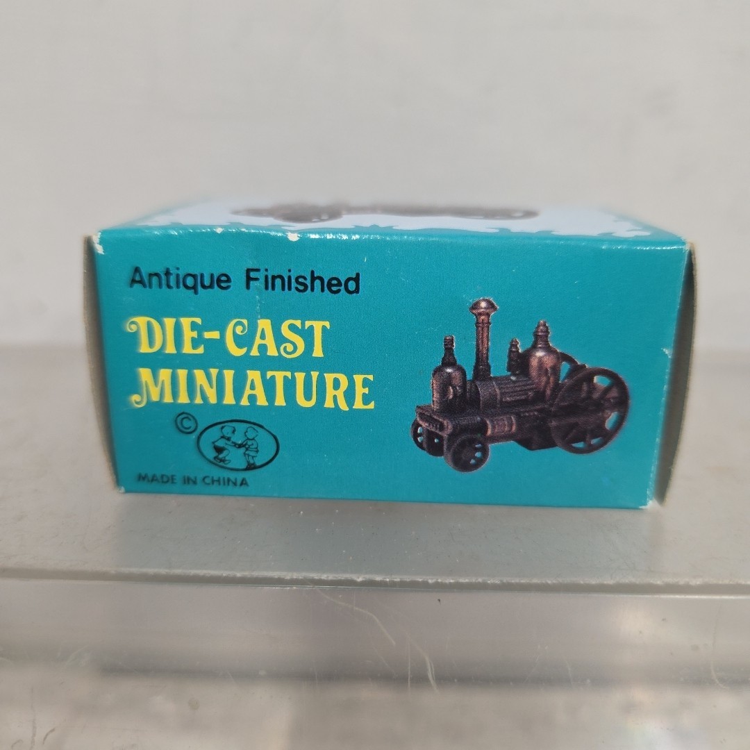 Die cast Pencil Sharpeners Steam Engine Tractor Collectable