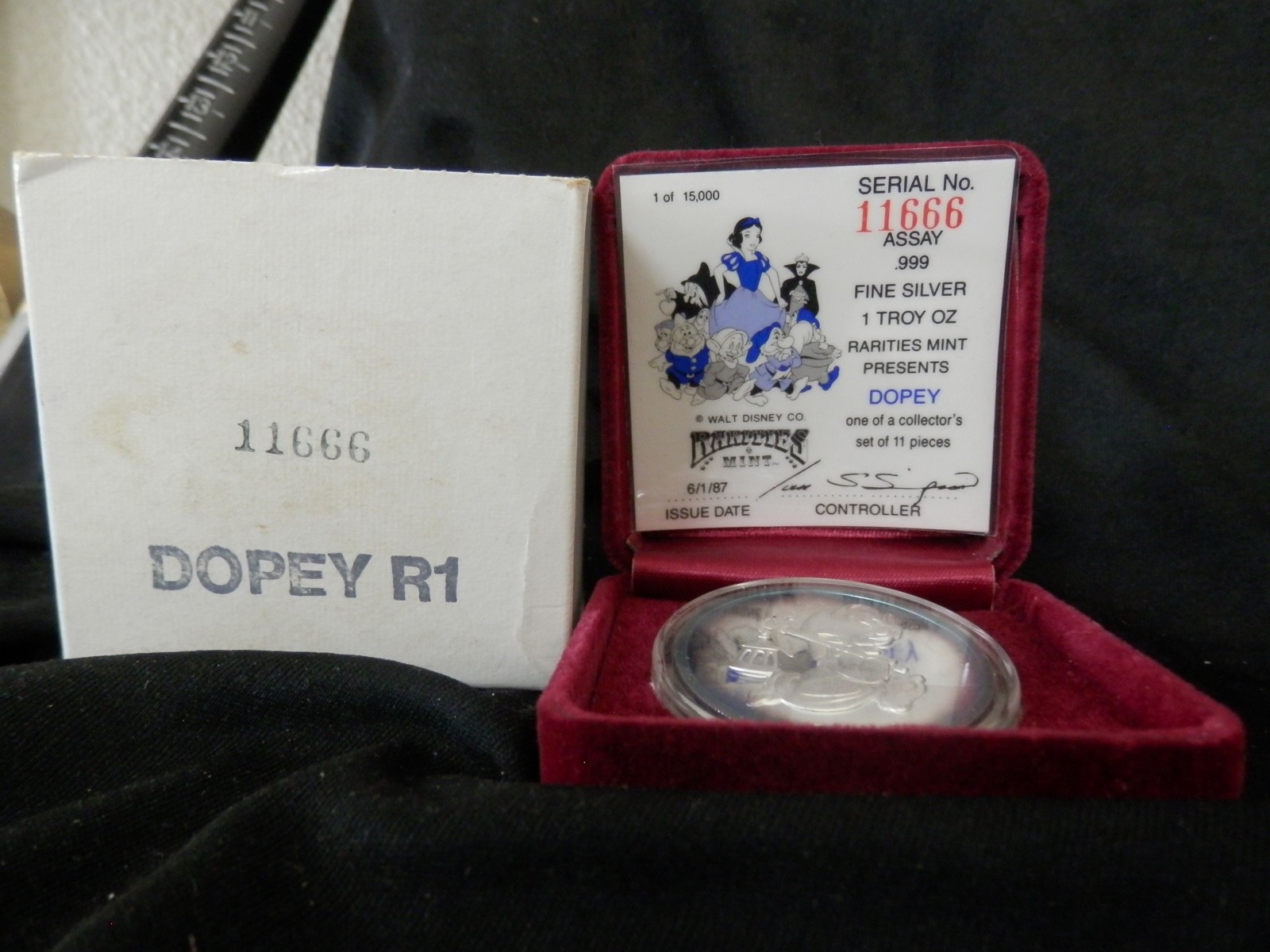 1987 Disney Snow White "Dopey" 1oz Silver 50th Anniversary