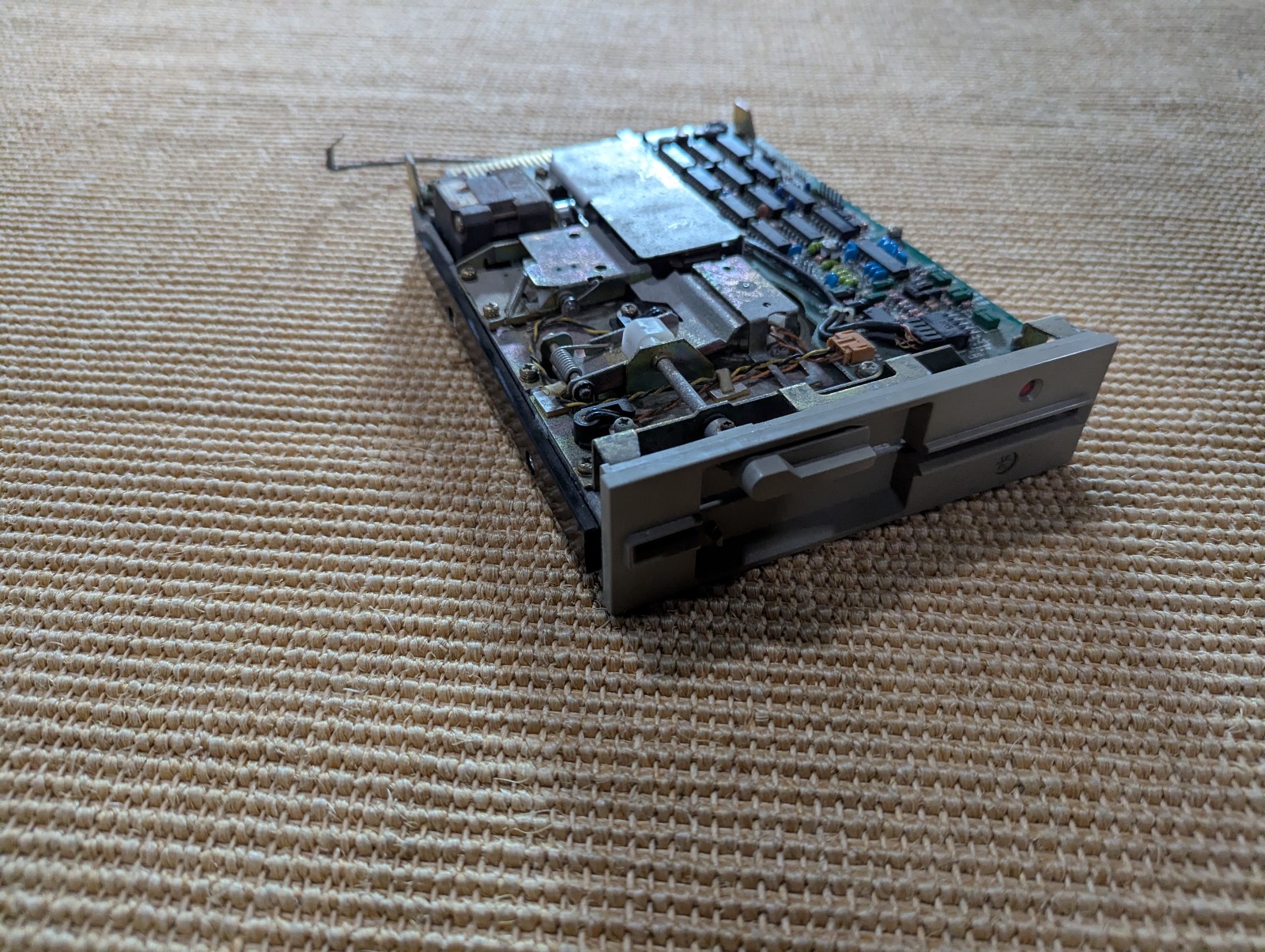 ALPS Electric 5.25" Internal Floppy Drive DFC222B05A - tested, works, no LED