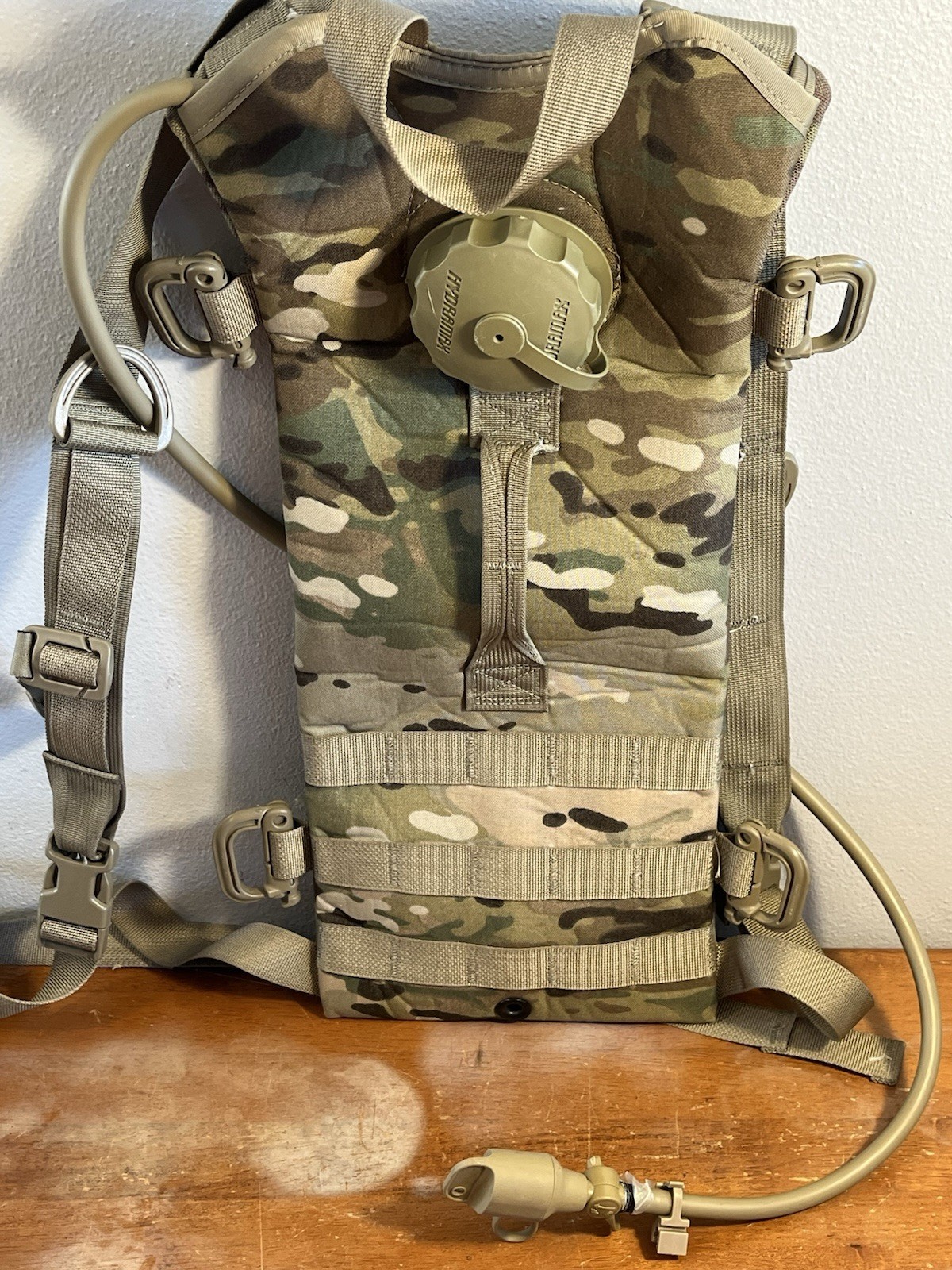 MOLLE II 2 BAE Systems Hydration System Carrier Backpack Camo New