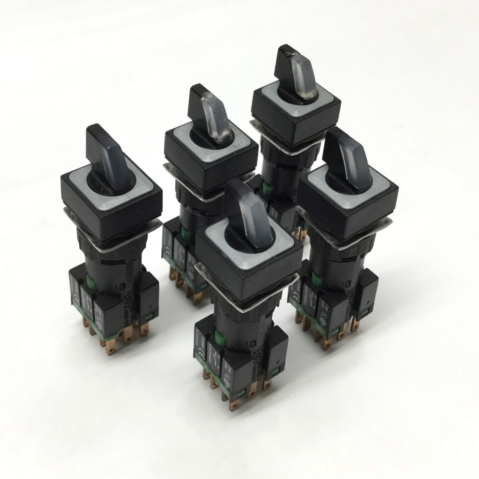 Lot of 5 Eaton Moeller Q18LWK3R-WS Selector Switches, 3-Position Maintained, 2NO