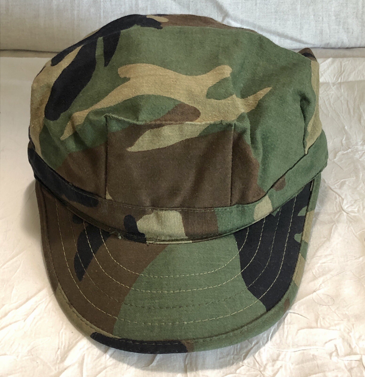 Military Camouflage Woodland Utility Cap Hat Medium Never Worn Made In USA