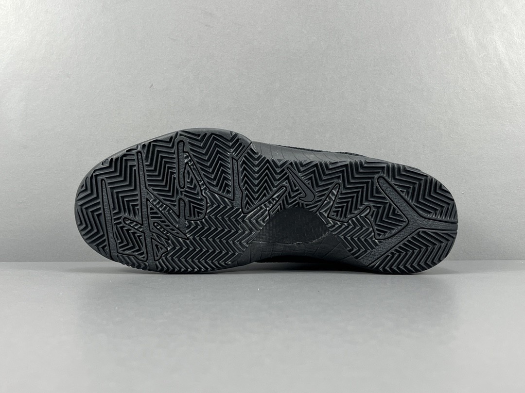 N K Kobe 4 Protro Gift of Mamba (2023) FQ3544-001 Men's Size 4-14