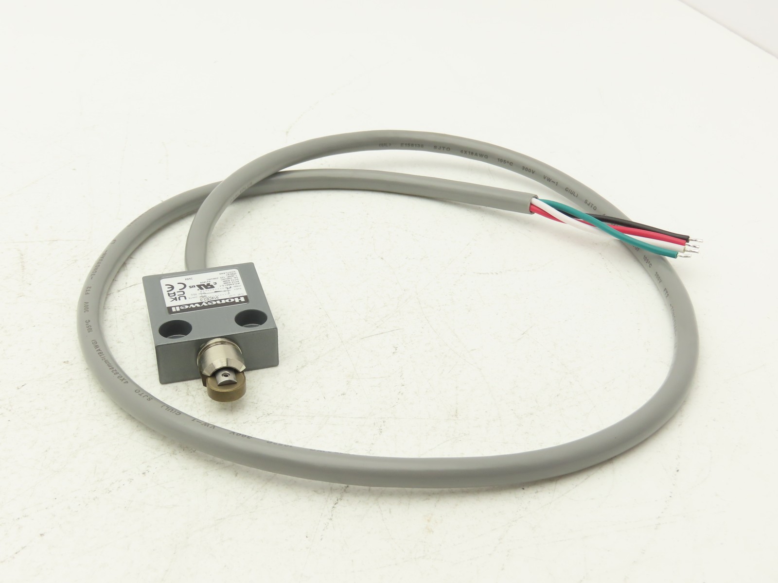 Honeywell 914CE2-3 MICRO SWITCH Miniature Precision Limit Switch Silver Contacts