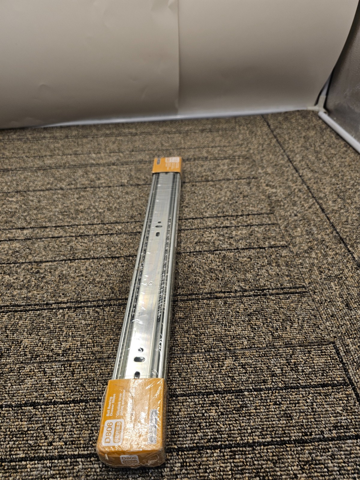(QTY 2) Liberty D80618C-ZP-W 18-Inch Ball Bearing Drawer Slide