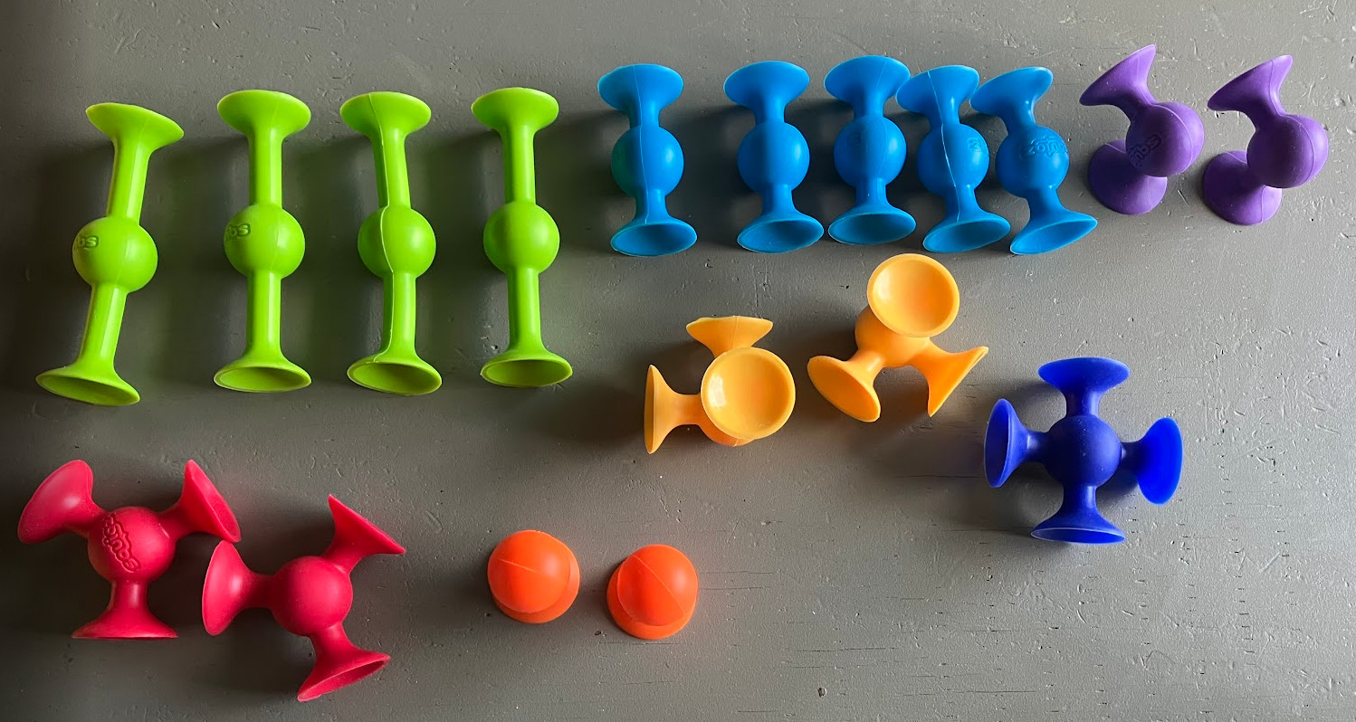 Fat Brain Toy Co Squigz 18pc 3y+