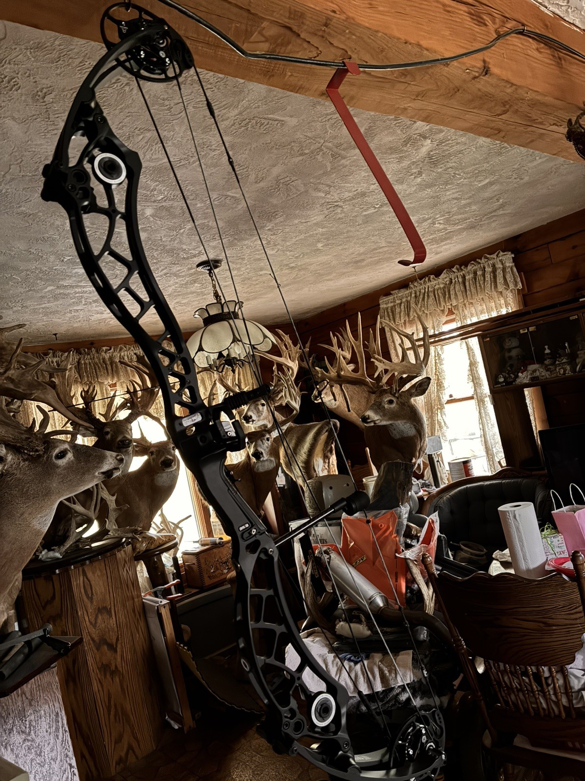 Bowtech Reckoning Gen 2 MD 39 60 - 70lbs/26.5" - 30.5" Black
