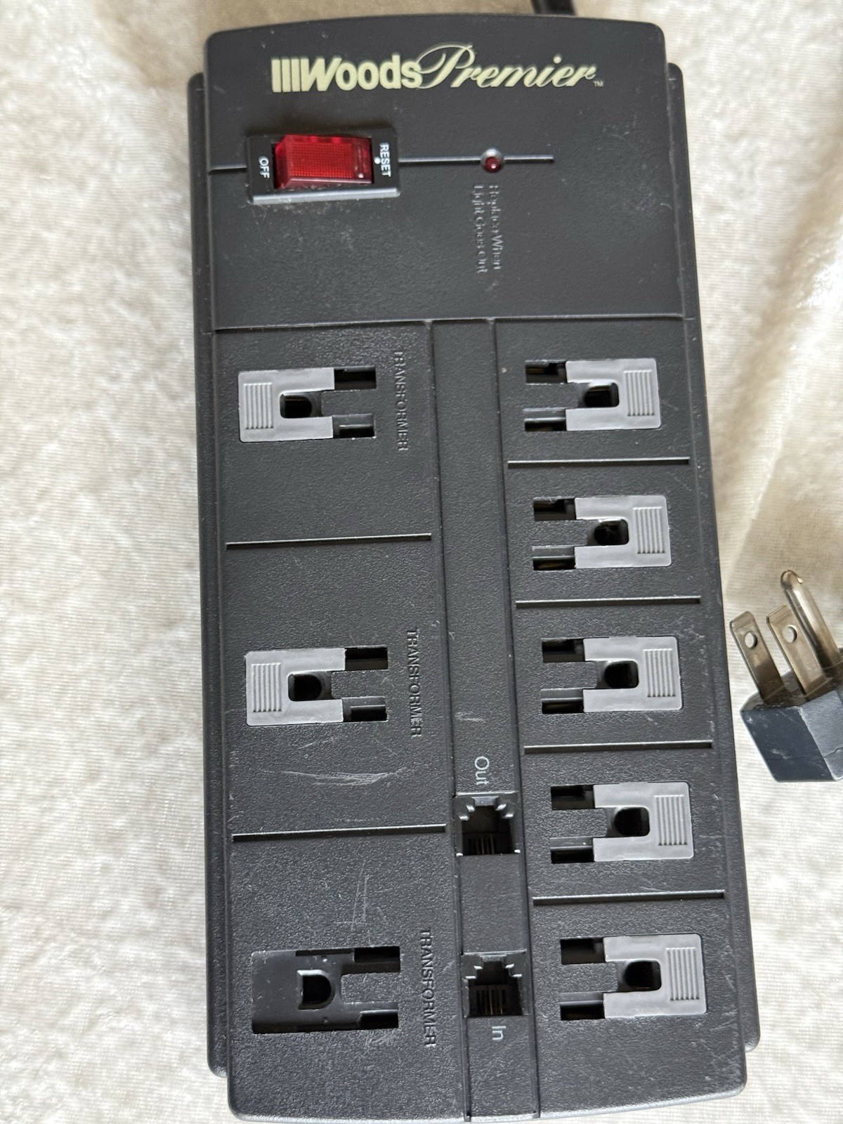 Woods High Performance Computer and Modem Surge Protector (Model #5710).PreOwned