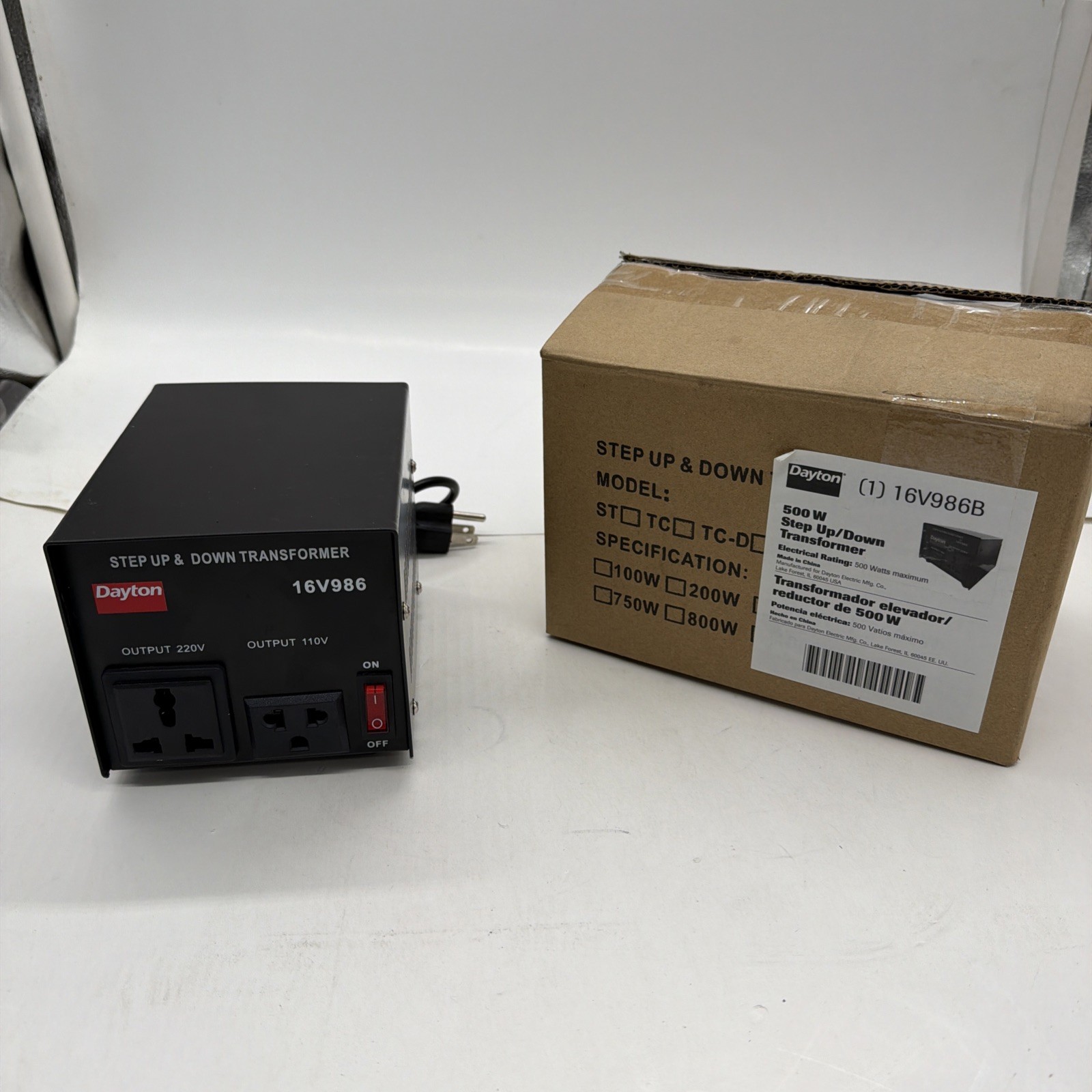 DAYTON 16V986 Step Up/Down Voltage Converter, 500VA 16V986