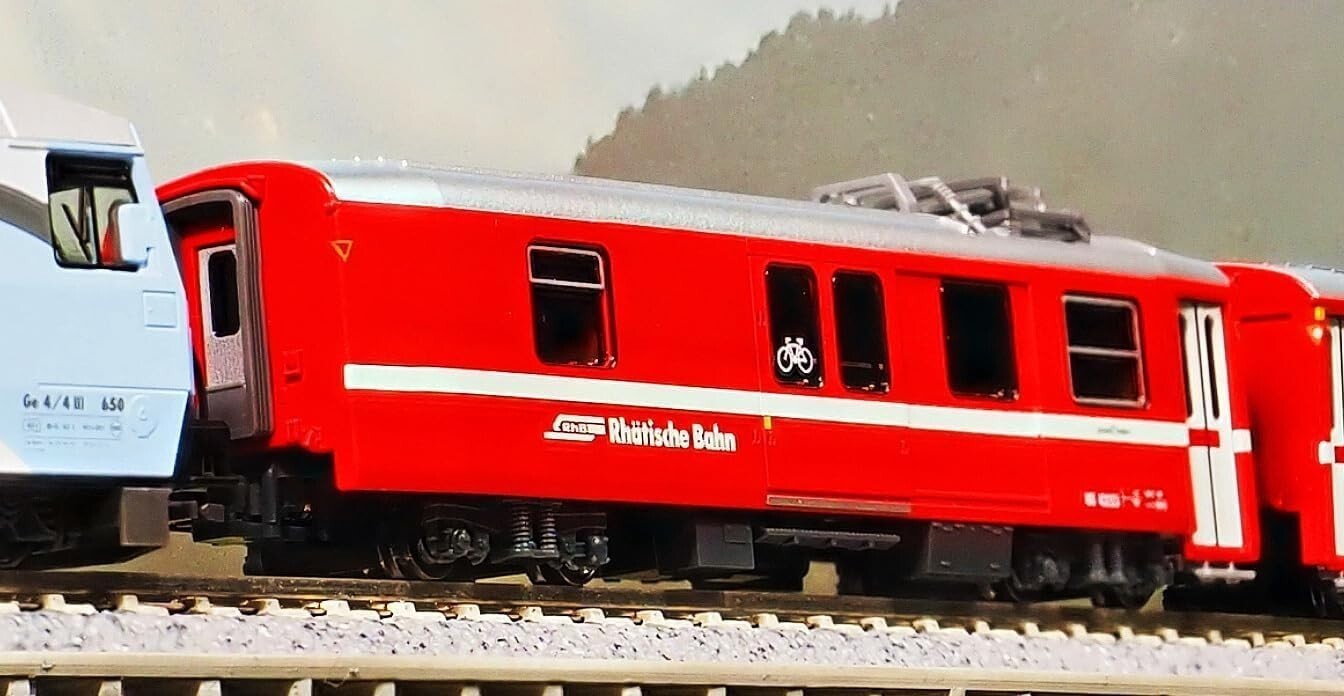 KATO 5279-2 N Scale DS4222 RhB Retiche Railway Model Red