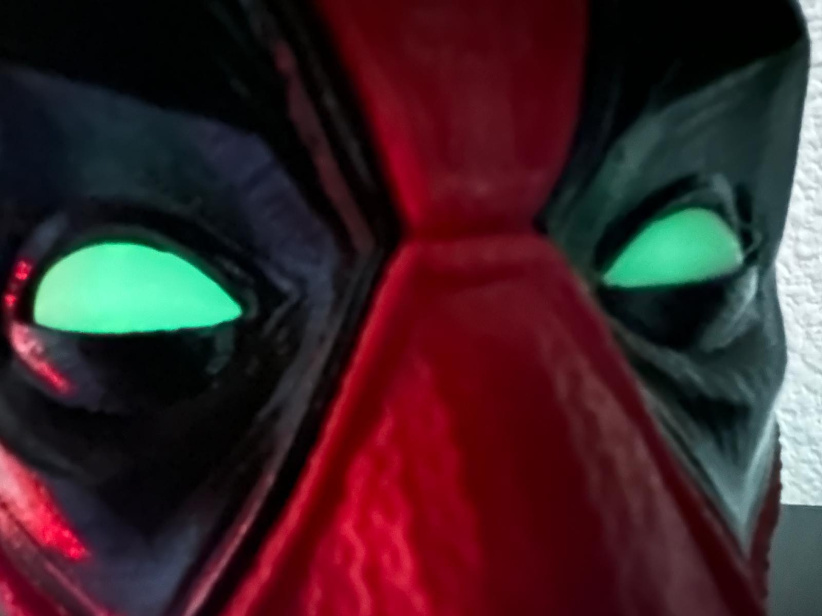 Deadpool Mercenary Vault – The Most B........eautiful Deck Box in the Multiverse