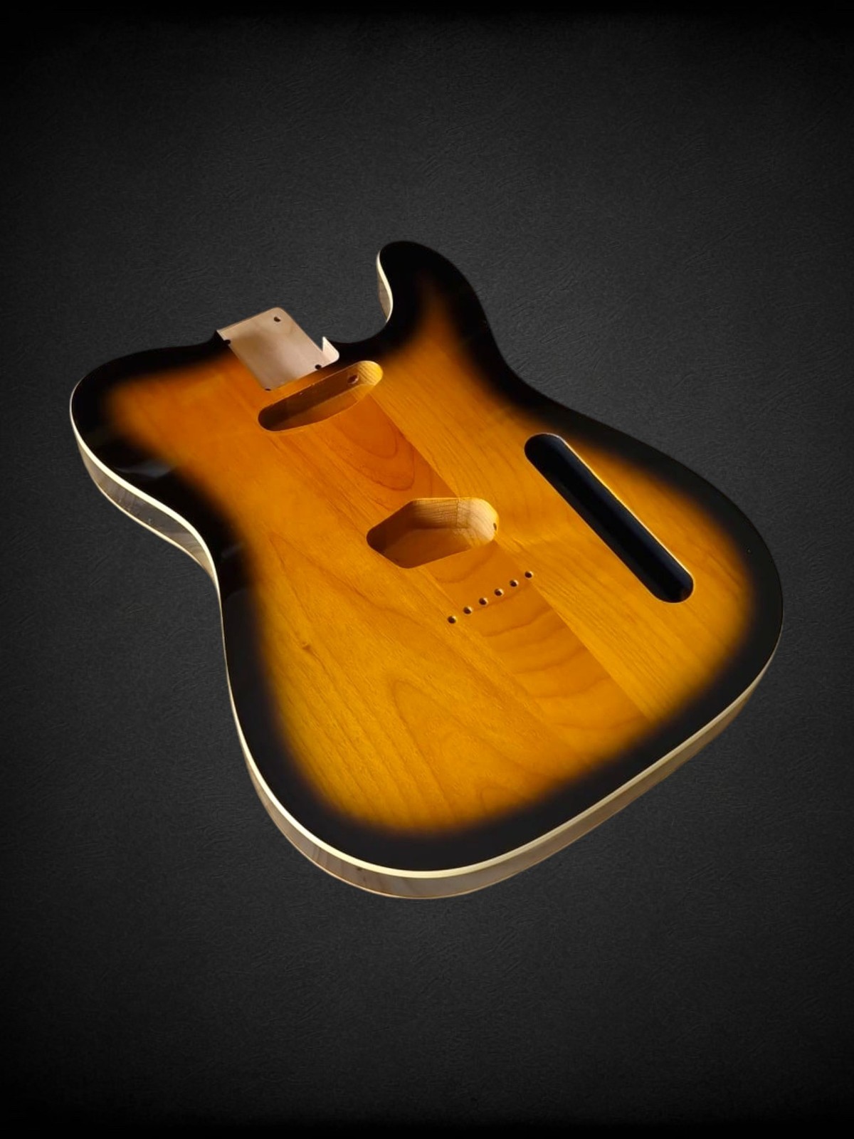 Telecaster Body Sunburst 2-tone, double binding, gloss varnish