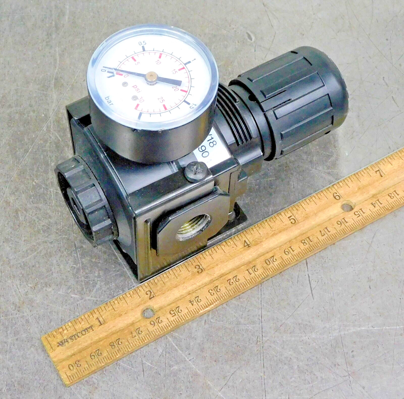 Norgren R73G-3GK-NFN Pneumatic Pressure Regulator 3/8" NPT 300 psig 20 bar 175°F