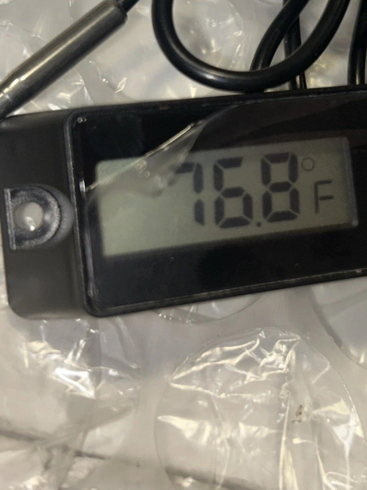 Howard McCray Solar Digital Thermometer NIB Miljoco CD104684 Refrigeration HVAC