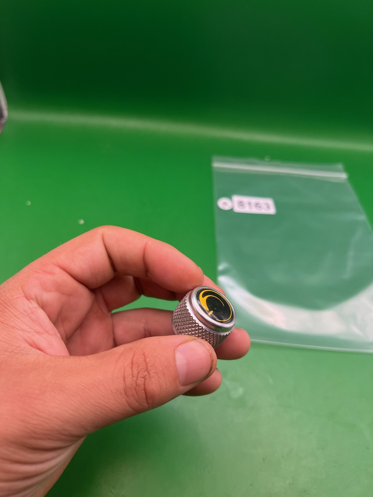 Thread saver silver Check It