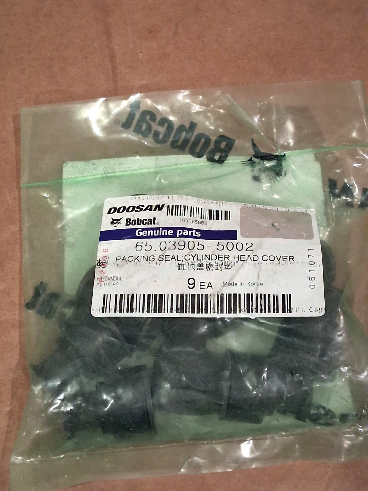 NEW Lot of 5 Doosan Bobcat 65.03905-5002 Packing Seal Cylinder HEAD COVER