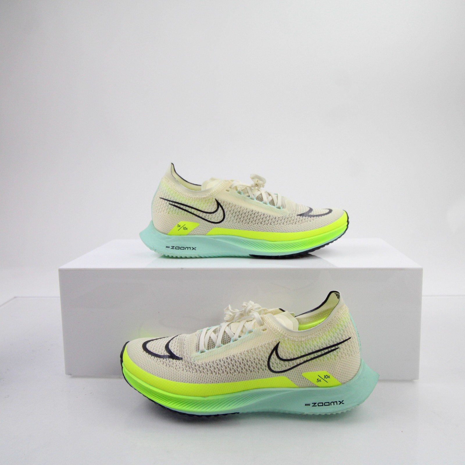 Nike Running & Jogging Shoes Men's Cream New without Box 6.5