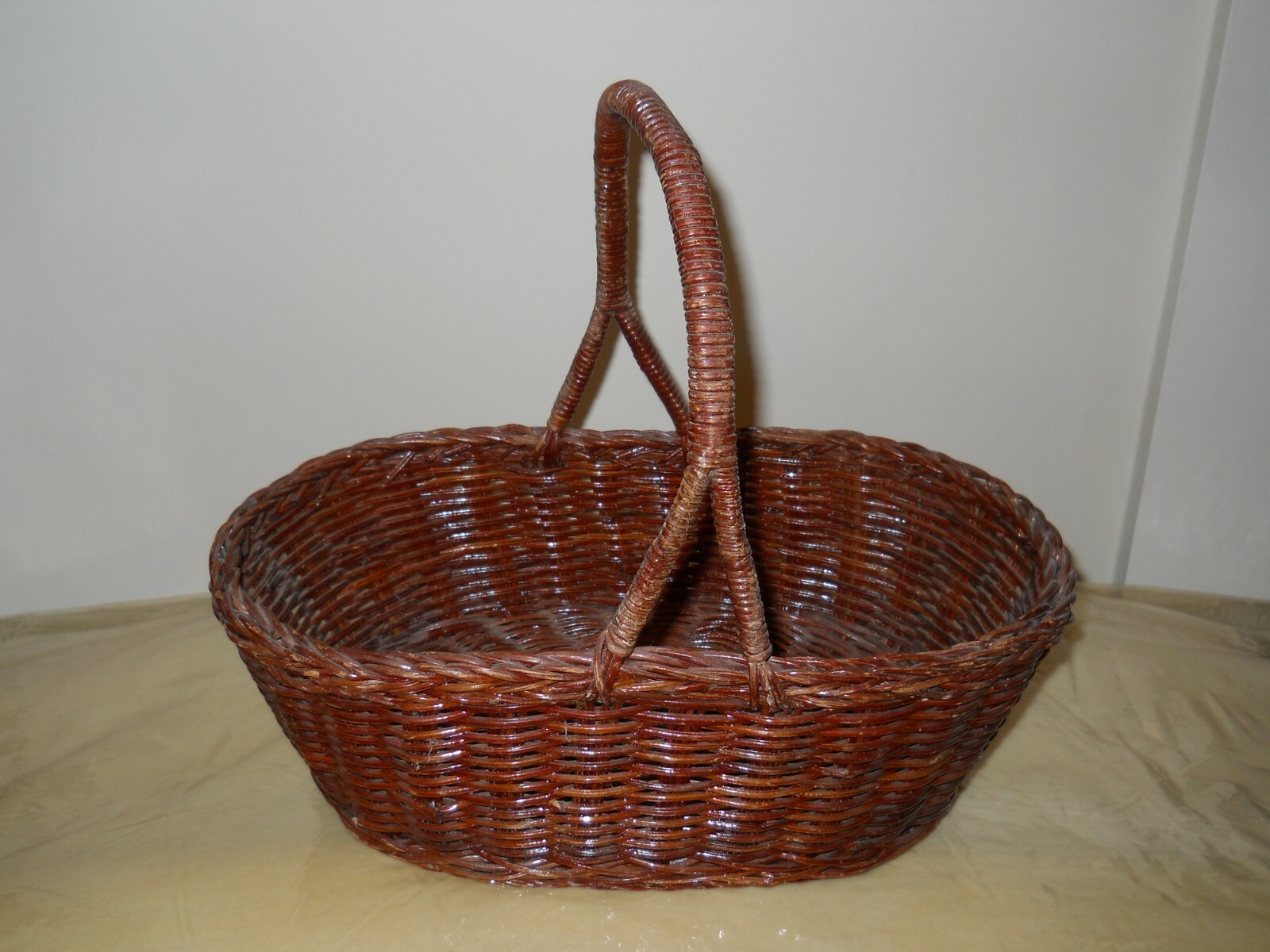 * Oval Brown Wicker basket ~ 12" x 8" x 4"  _