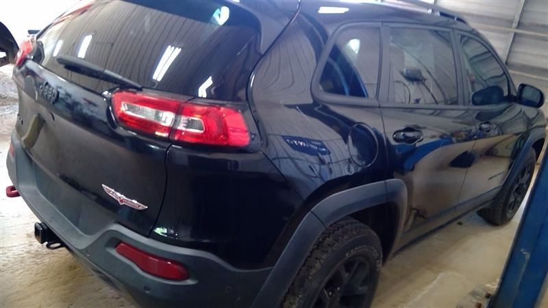 Radiator Core Support Fits 14-18 CHEROKEE 10288775