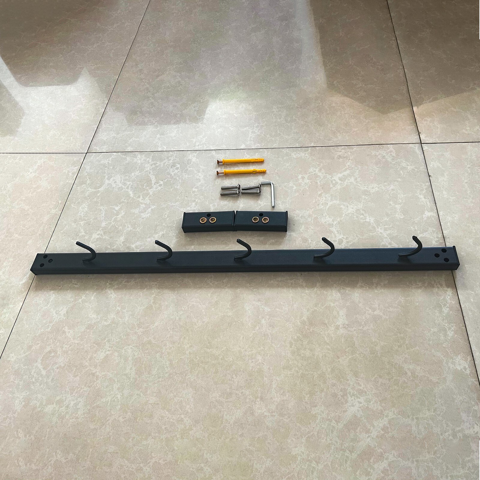 Wall Mounted Lat Pull Down Bar Organizer with Hooks Storage Rack F Lat Pulldown