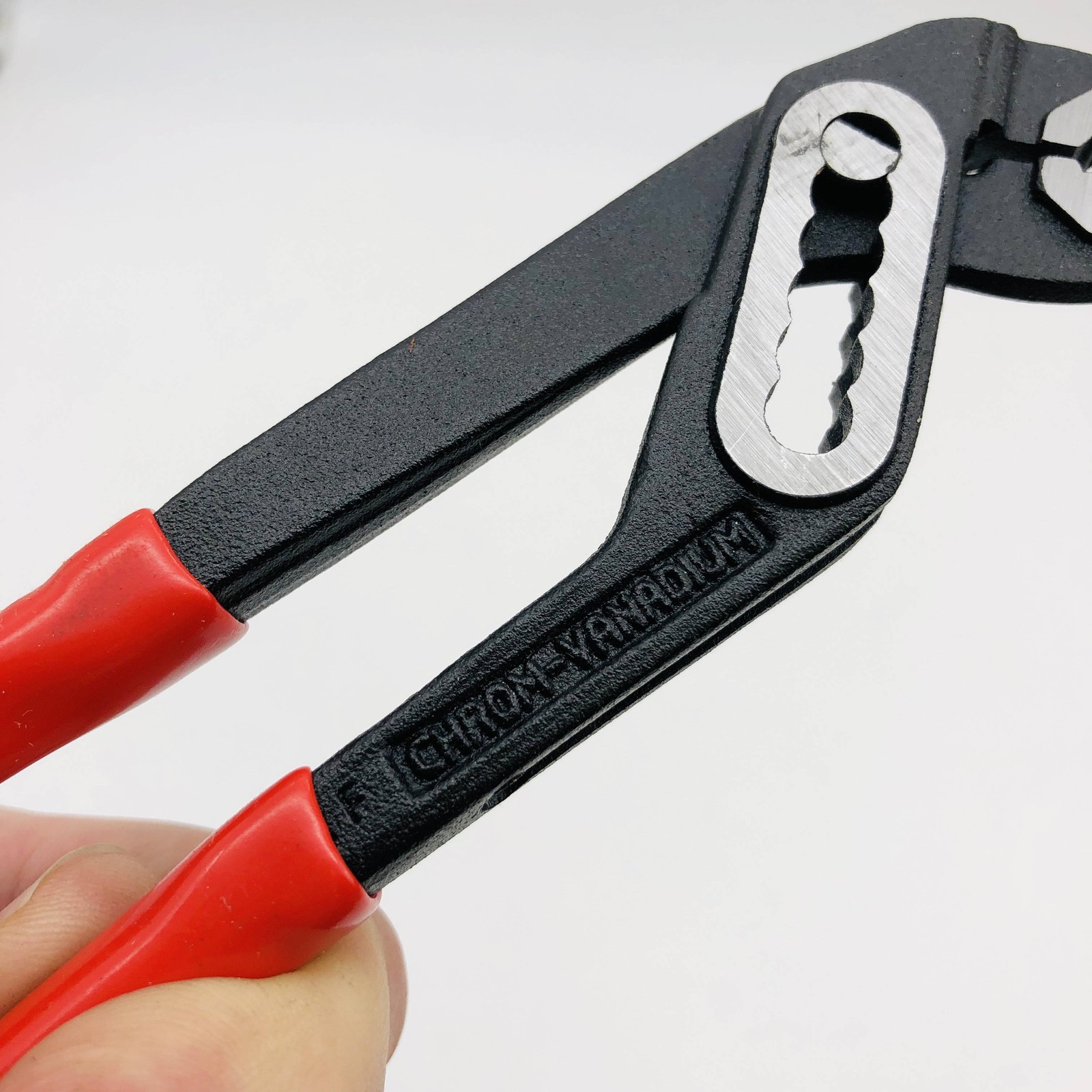 Rothenberger 70521 Insulated Waterpump Pliers 7" Max Pipe 1" Black Water Pump