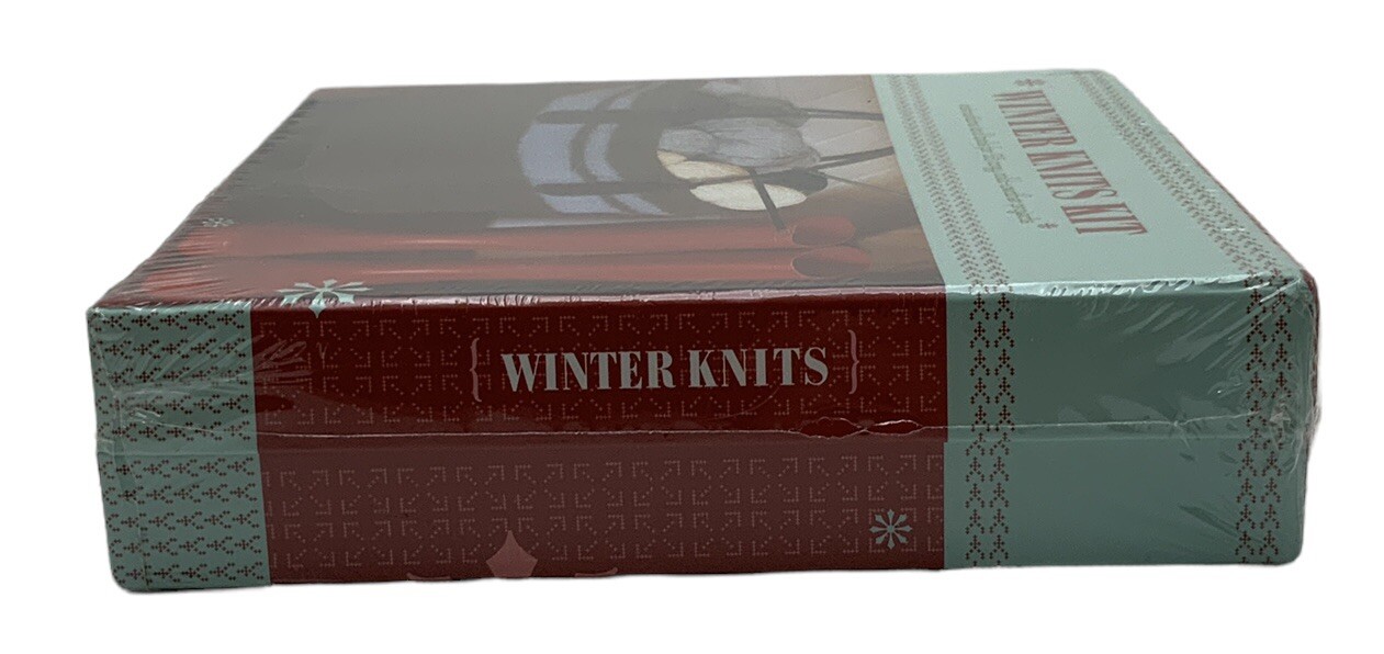 Winter Knits Kit Instructions & Tools for 25 Cozy Projects Holiday Patterns New