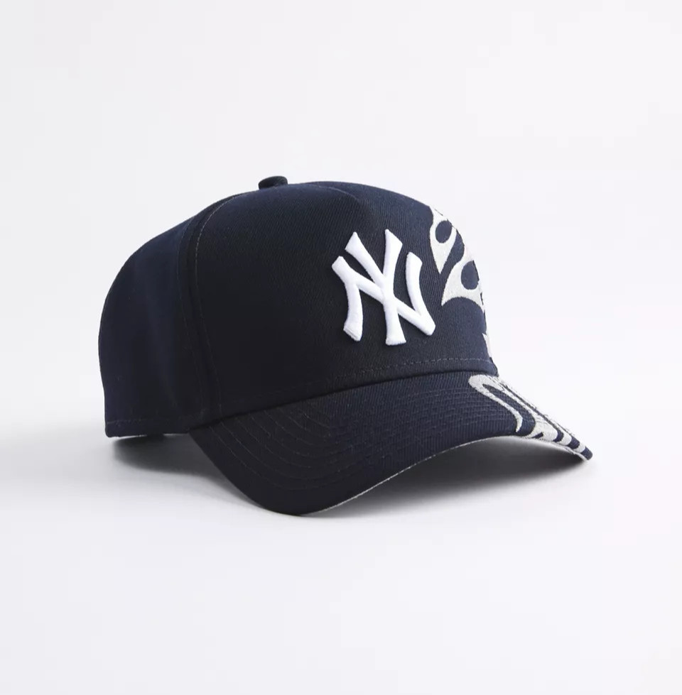 New York Yankees New Era 59FIFTY Low Profile Flames Graphic Unisex Snapback Hat