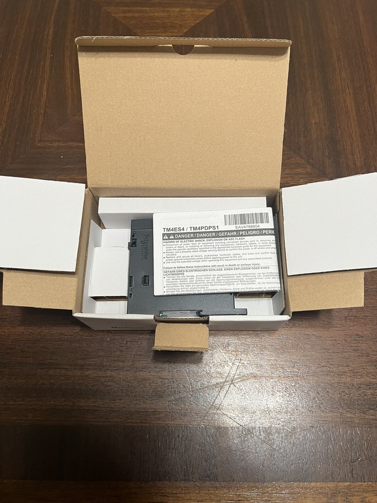 Brand New Schneider Electric TM4ES4 Modicon TM4 Ethernet Network Module
