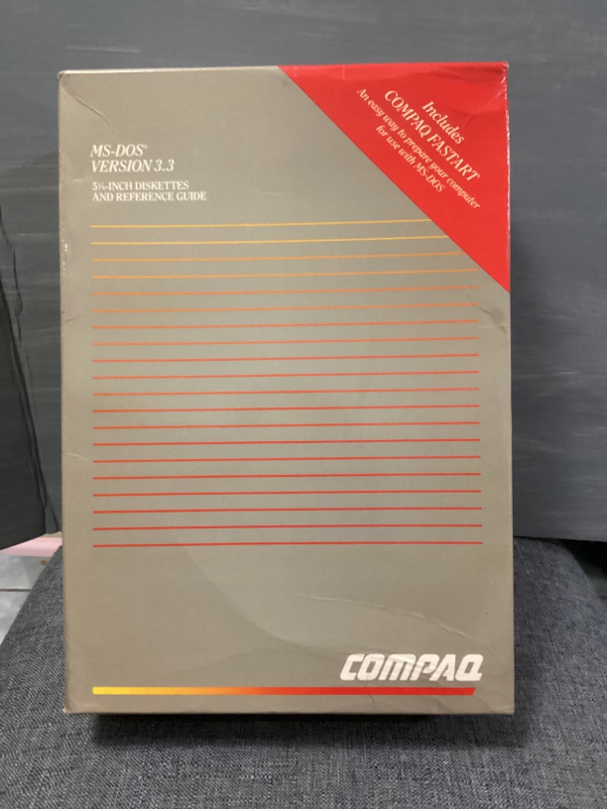 Microsoft MS-DOS VERSION 3.3_5 1/4 INCH DISKETTES AND REFERENCE GUIDE_ COMPAQ