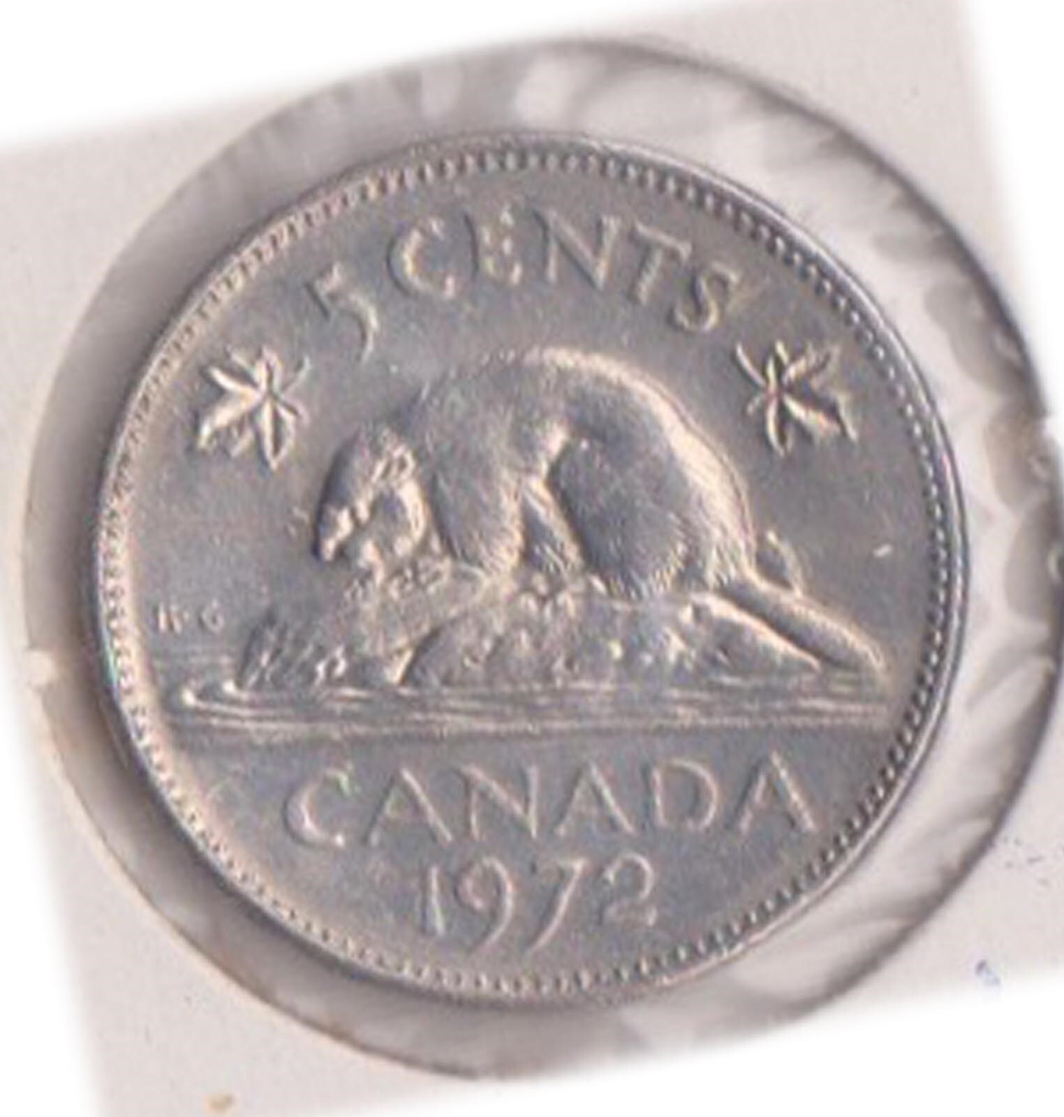 (H205-70) 1972 Canada 5c coin (BT)