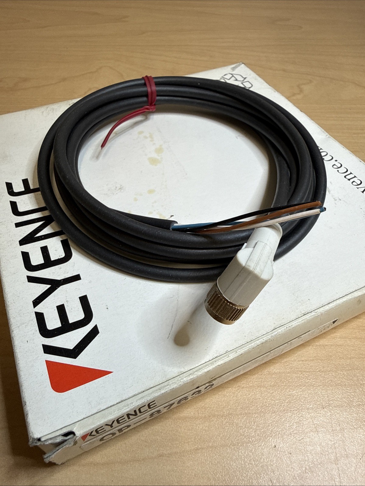 NEW! Keyence OP-87632 Sensor Connector Cable